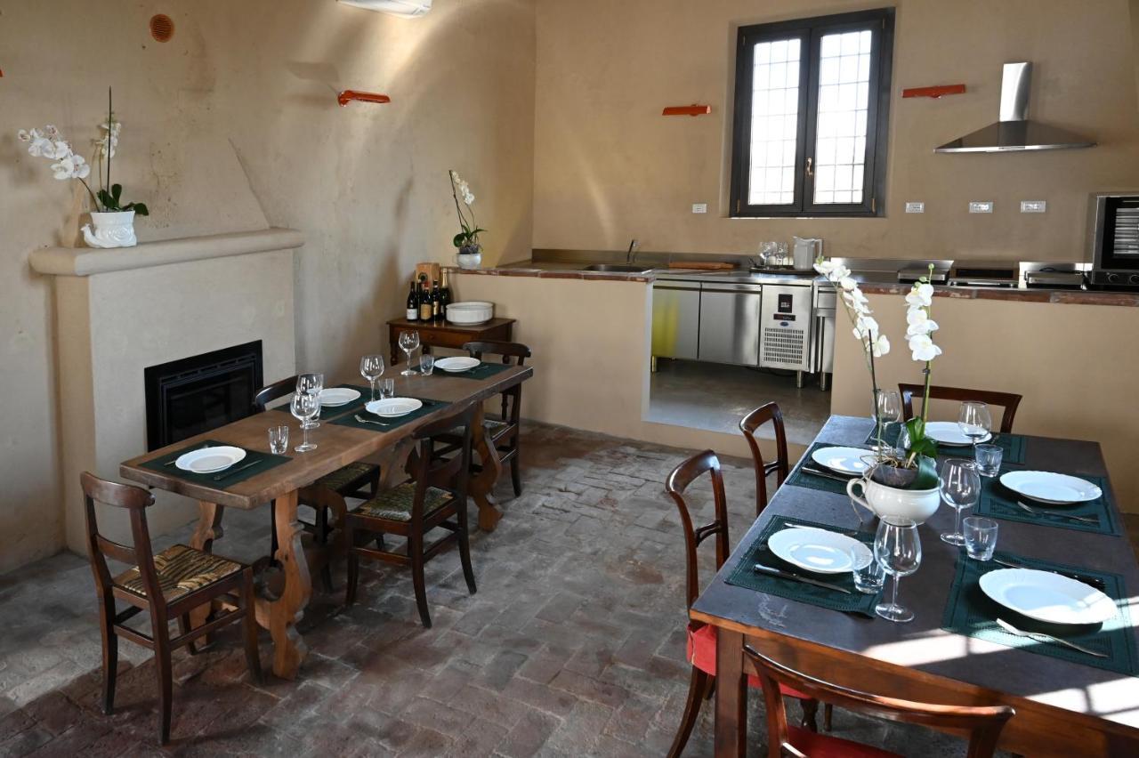 Tenuta Favorita Country House B&B Fontanetto Po Luaran gambar