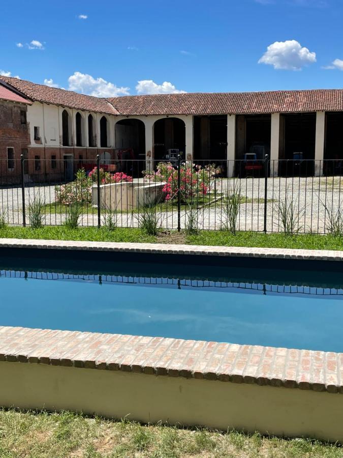 Tenuta Favorita Country House B&B Fontanetto Po Luaran gambar